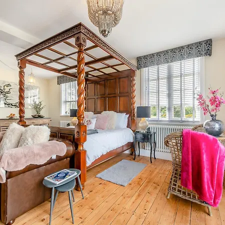 The Old School 度假居 *